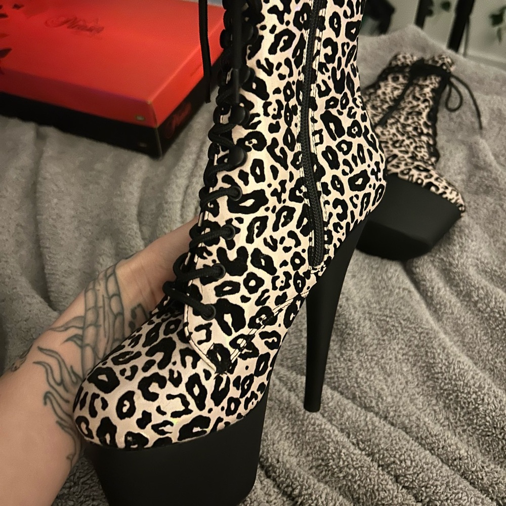 ADORE ME stripper heels 👠 - Picture 2 of 3